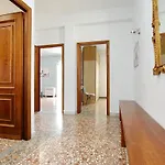 Martino Delightful Apartamento *